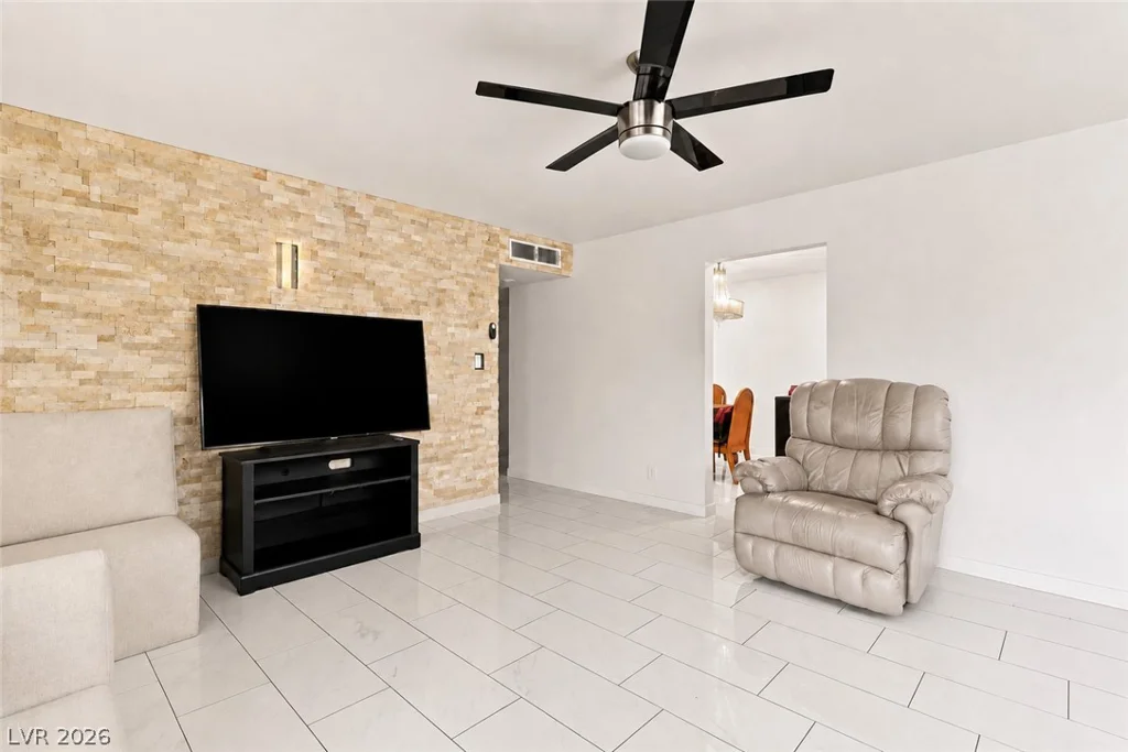 6232 McAllister, Las Vegas, NV 89107