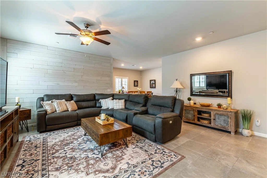10107 Sequoia Falls, Las Vegas, NV 89149