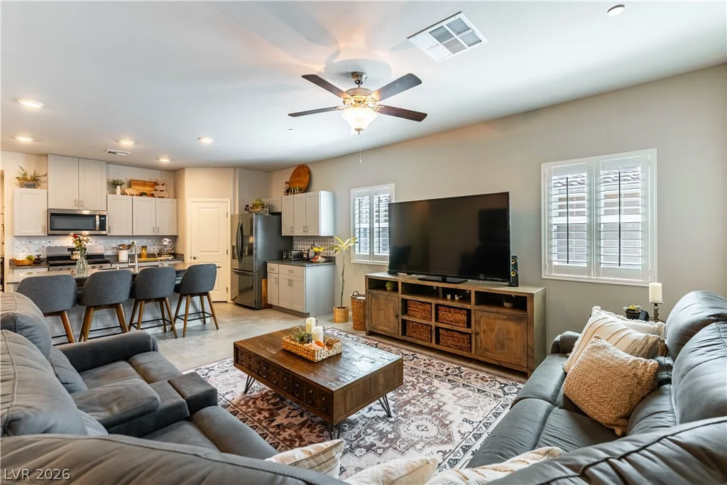 10107 Sequoia Falls, Las Vegas, NV 89149