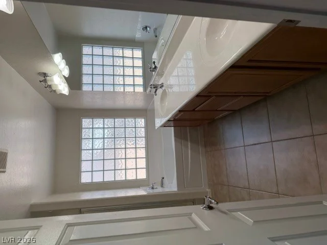 6856 Quindio, Las Vegas, NV 89166