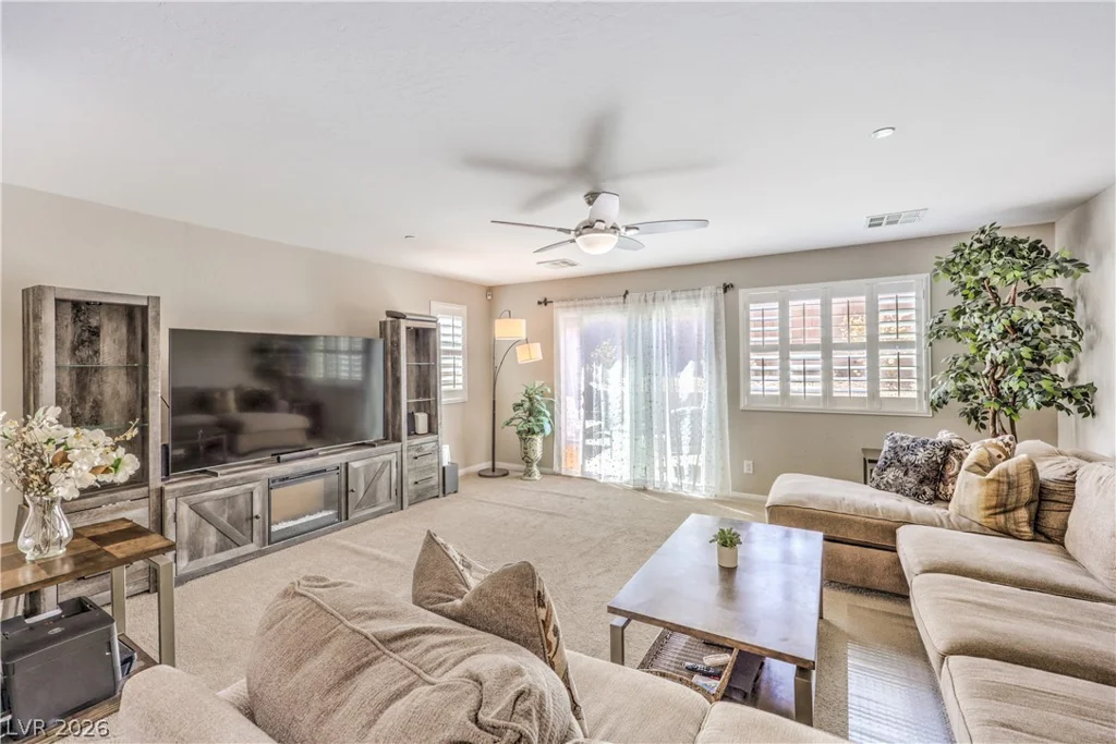 913 Estes Cove, Henderson, NV 89012