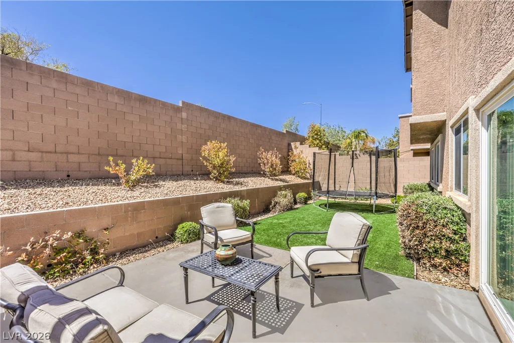 913 Estes Cove, Henderson, NV 89012