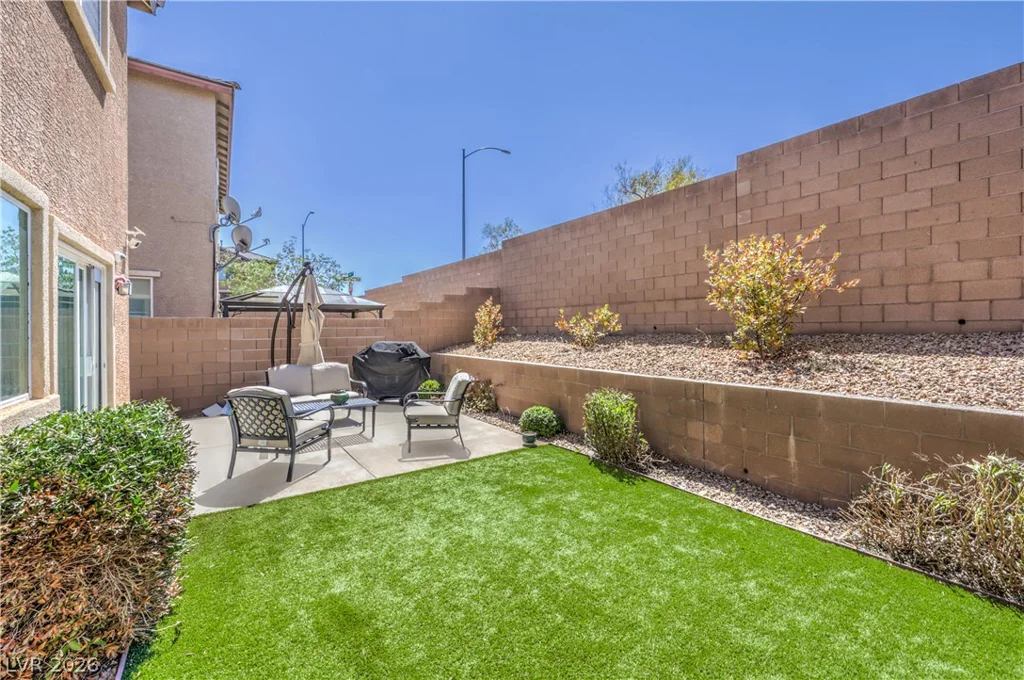 913 Estes Cove, Henderson, NV 89012