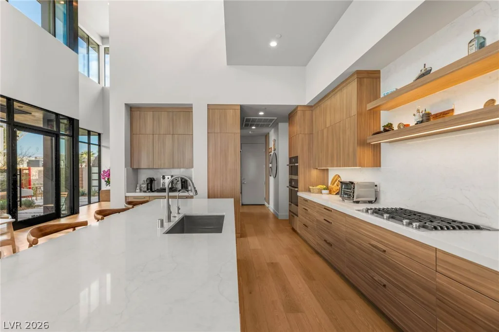 571 Overlook Rim, Henderson, NV 89012