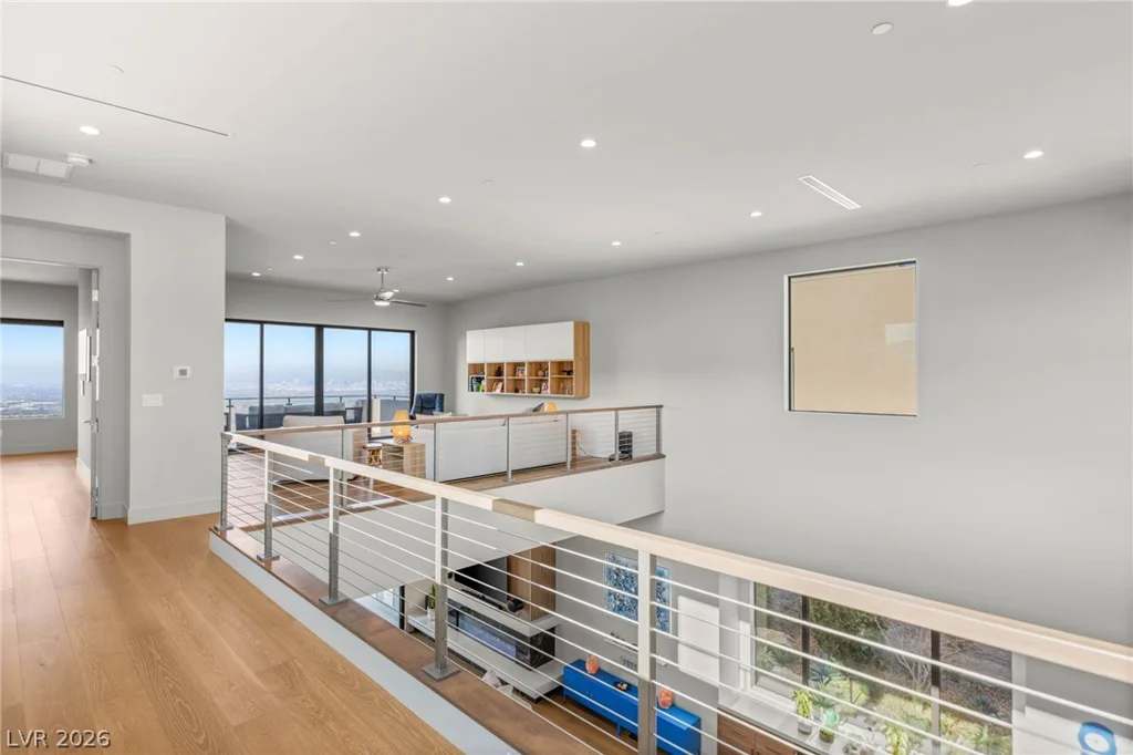 571 Overlook Rim, Henderson, NV 89012