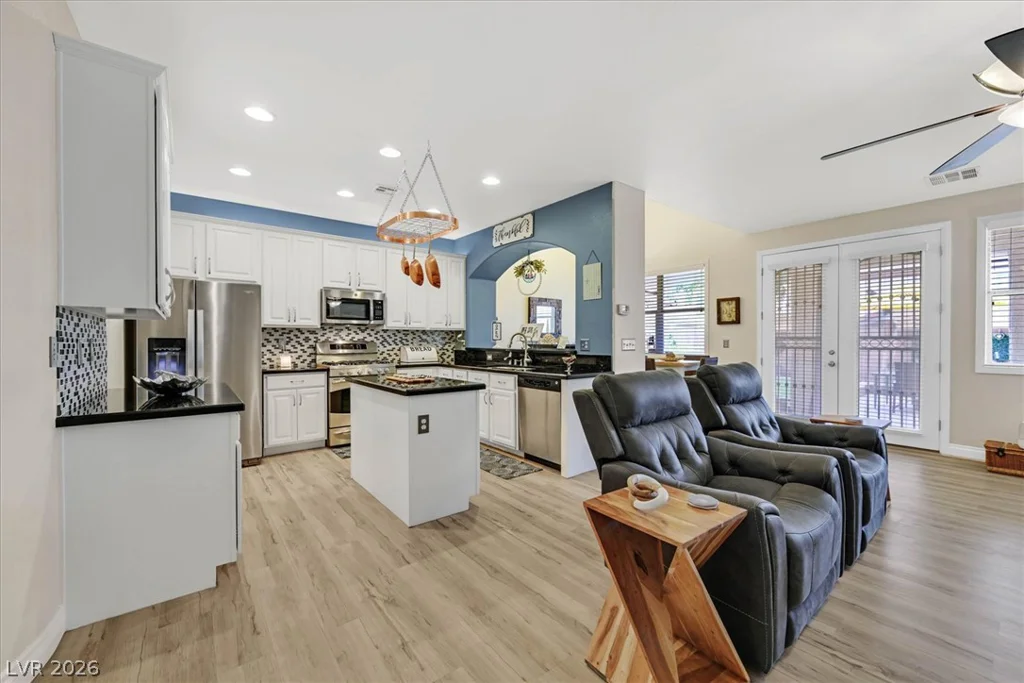 1184 Hollow Reed, Henderson, NV 89011