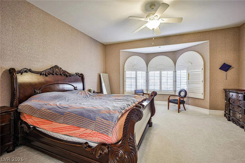 2300 Glenbrook, Las Vegas, NV 89117