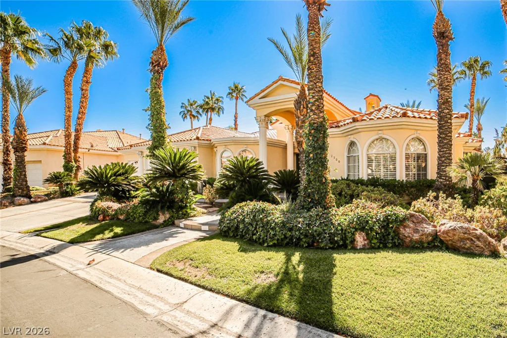 2300 Glenbrook, Las Vegas, NV 89117