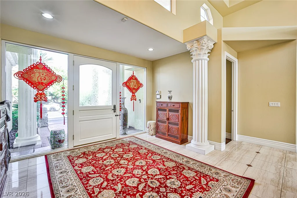 2300 Glenbrook, Las Vegas, NV 89117