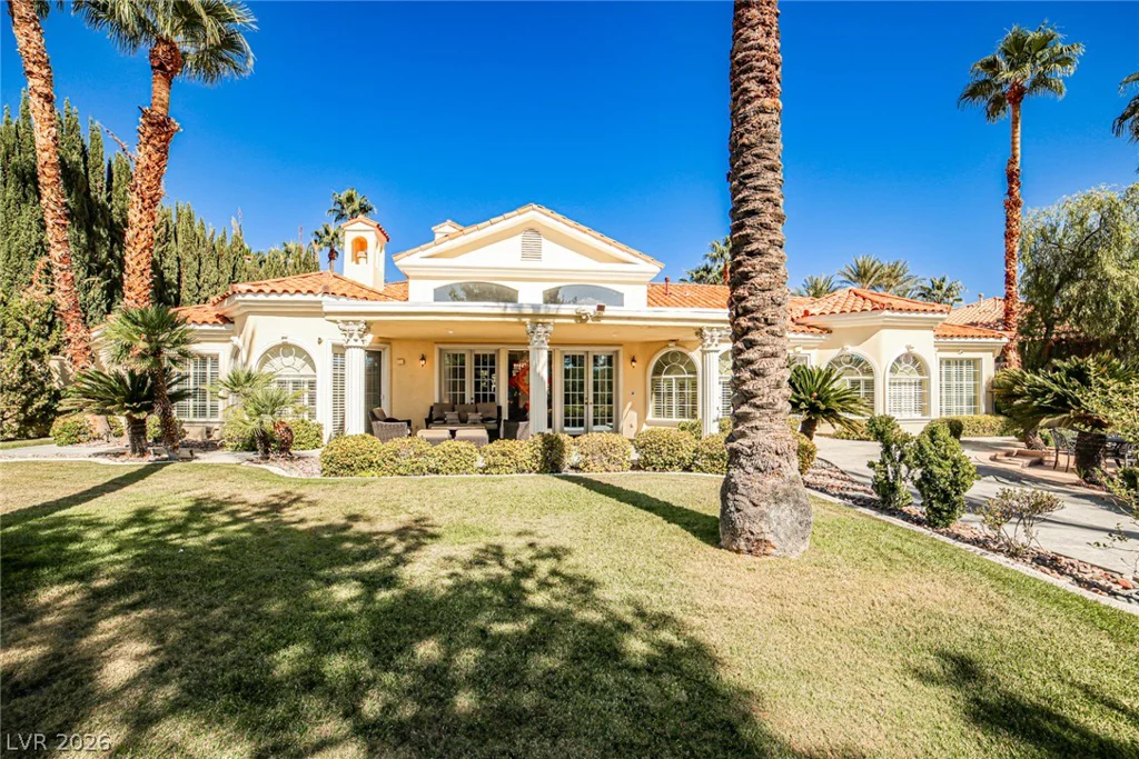 2300 Glenbrook, Las Vegas, NV 89117