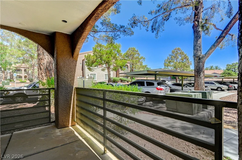 2120 Sealion, Las Vegas, NV 89128