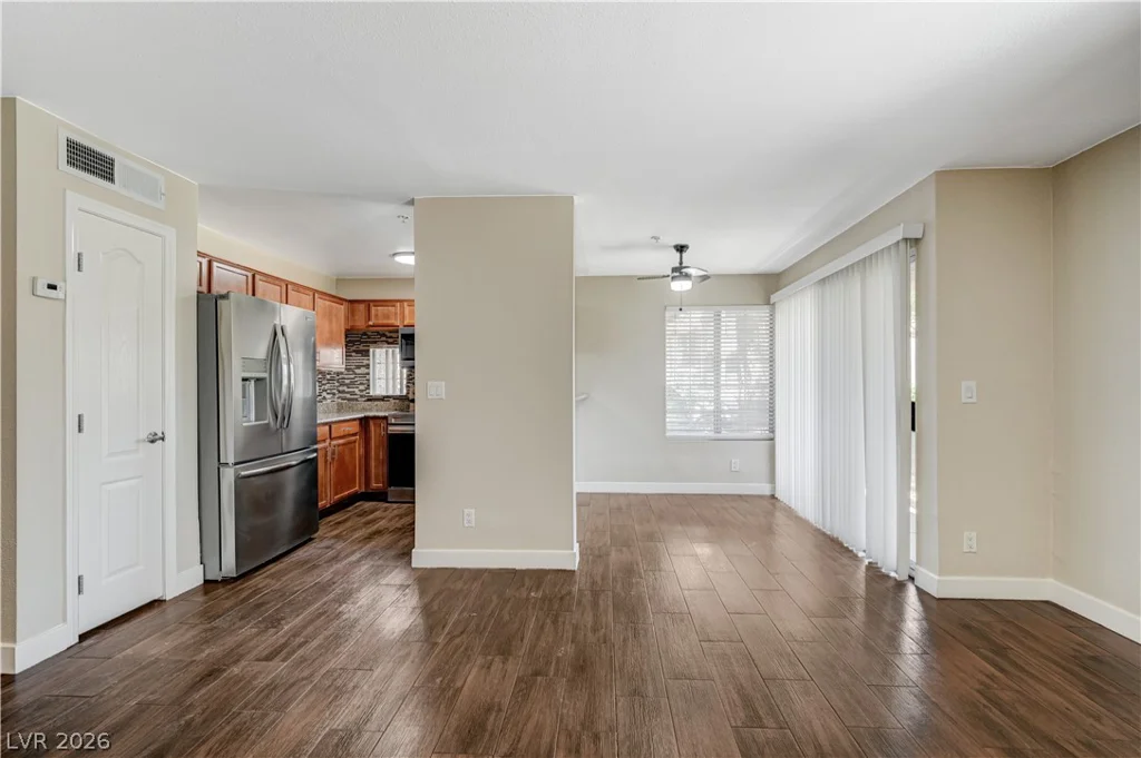 2120 Sealion, Las Vegas, NV 89128