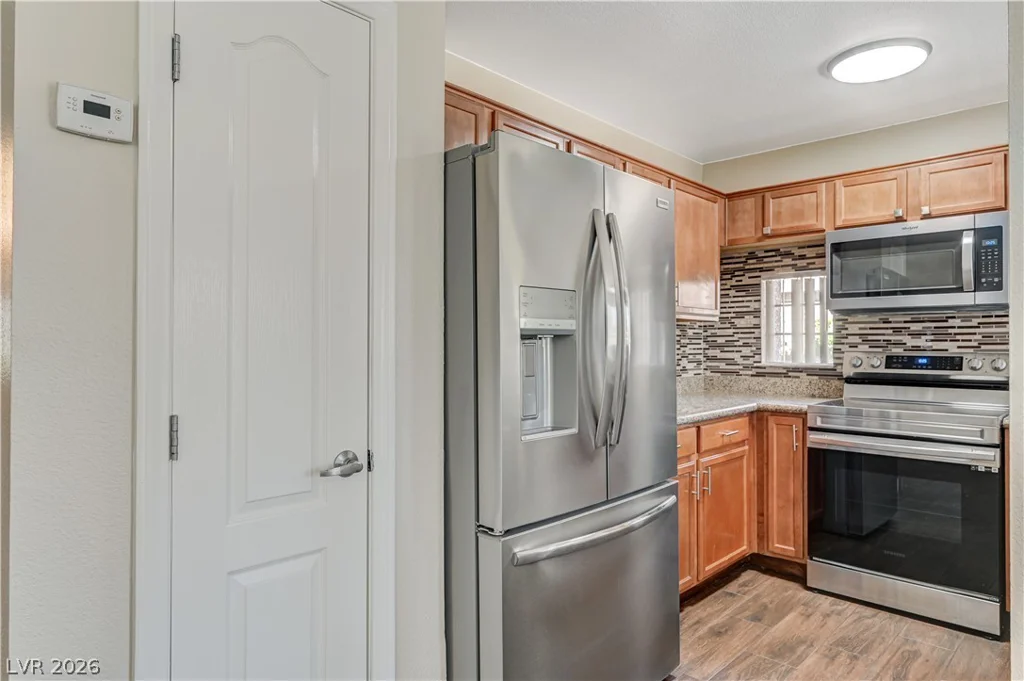 2120 Sealion, Las Vegas, NV 89128