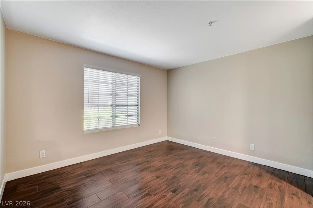 2120 Sealion, Las Vegas, NV 89128