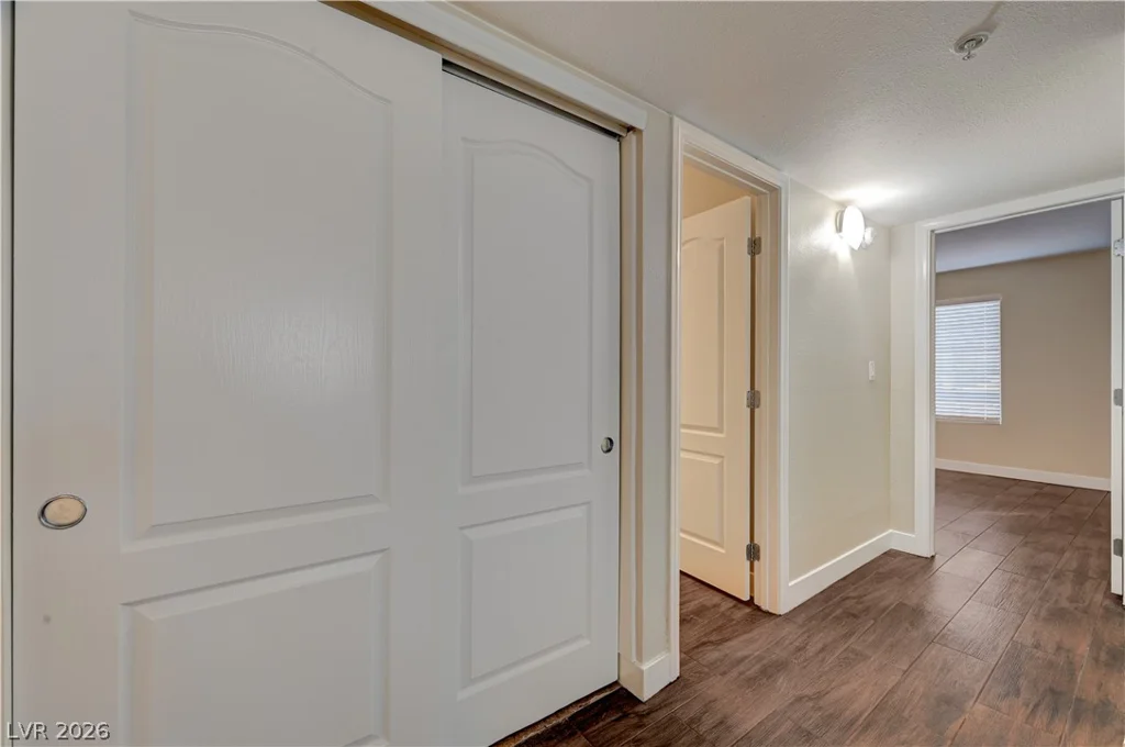 2120 Sealion, Las Vegas, NV 89128