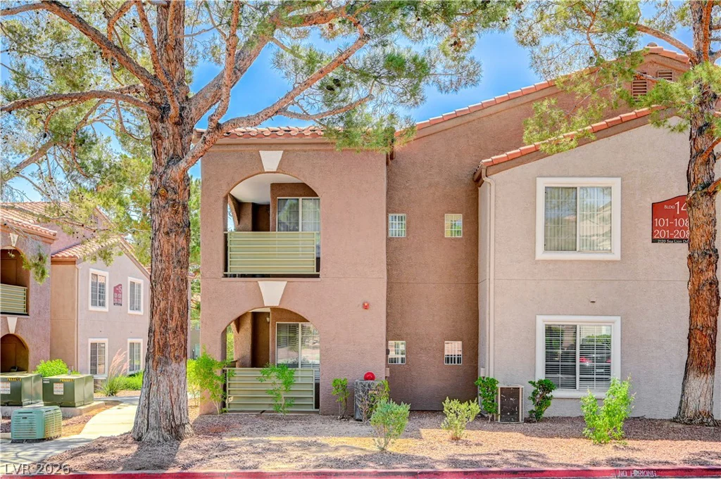 2120 Sealion, Las Vegas, NV 89128