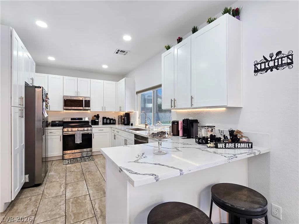 1557 Point Kirby, Las Vegas, NV 89123