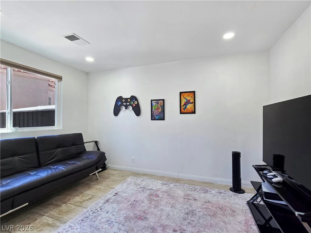 1557 Point Kirby, Las Vegas, NV 89123