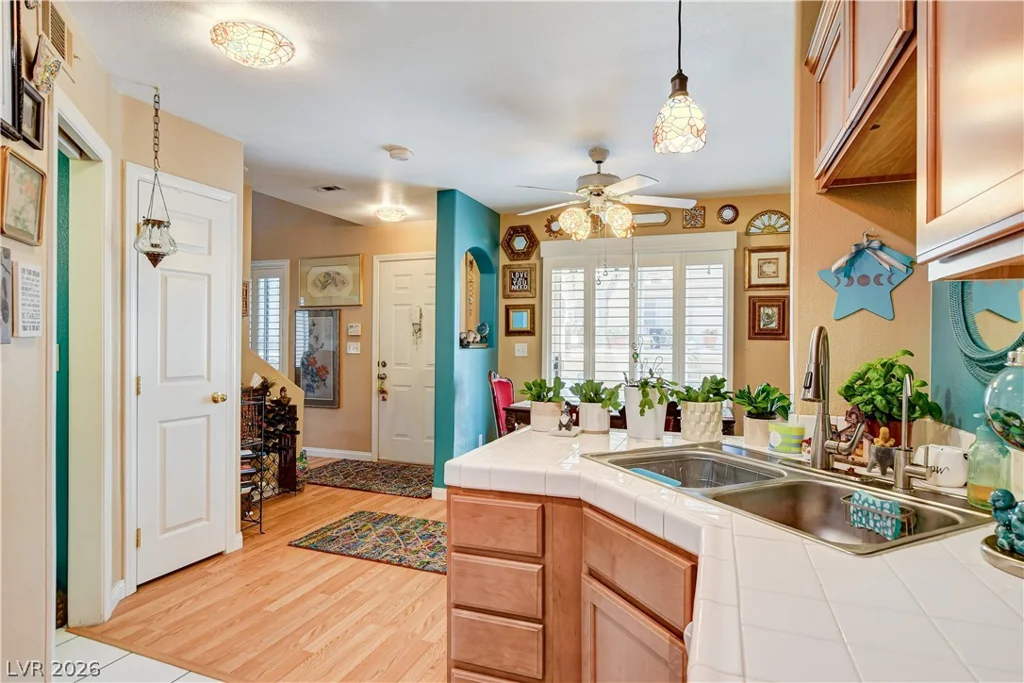 513 Amber Horizon, Henderson, NV 89015
