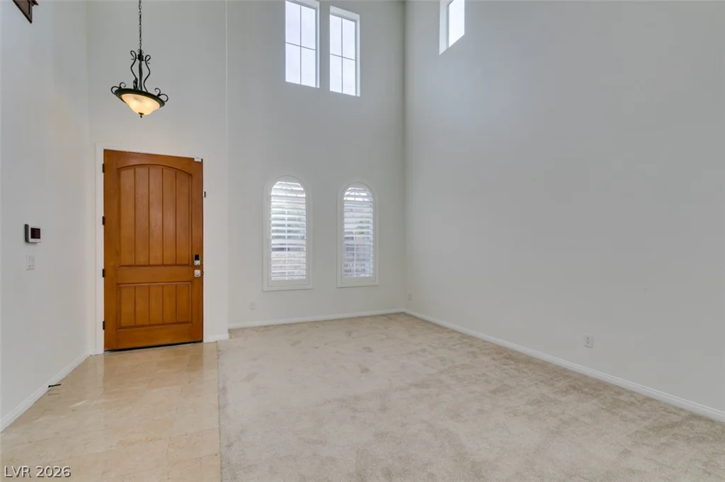 8676 Moreno Mountain, Las Vegas, NV 89178
