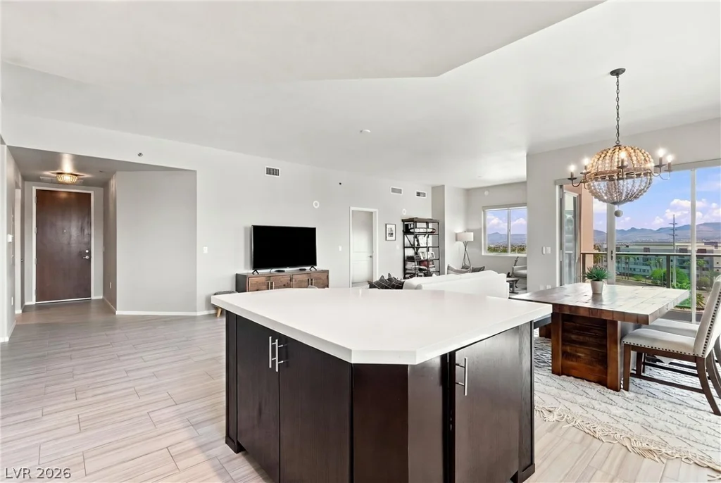 8255 Las Vegas, Las Vegas, NV 89123