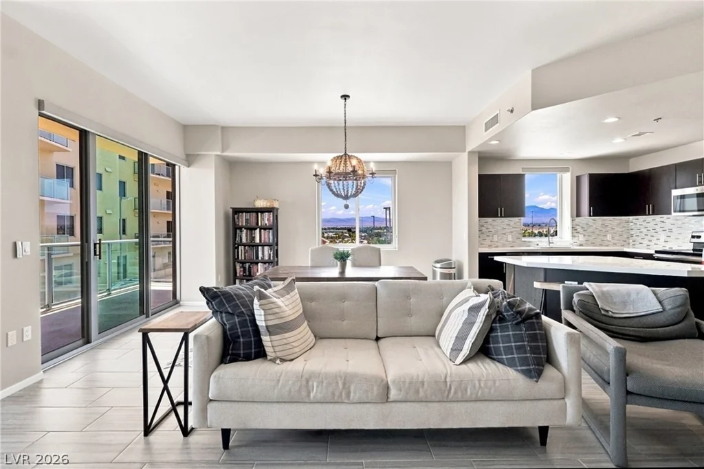 8255 Las Vegas, Las Vegas, NV 89123