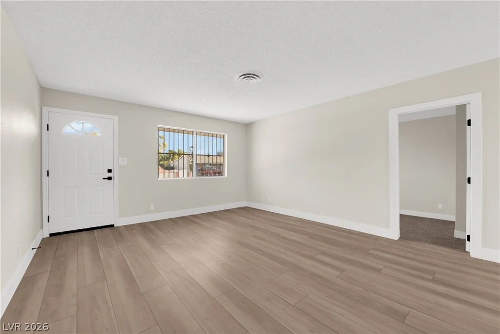 4829 Stillwater, Las Vegas, NV 89110