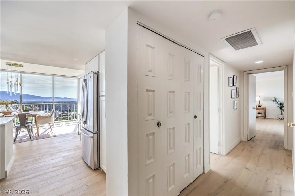 3111 Bel Air, Las Vegas, NV 89109