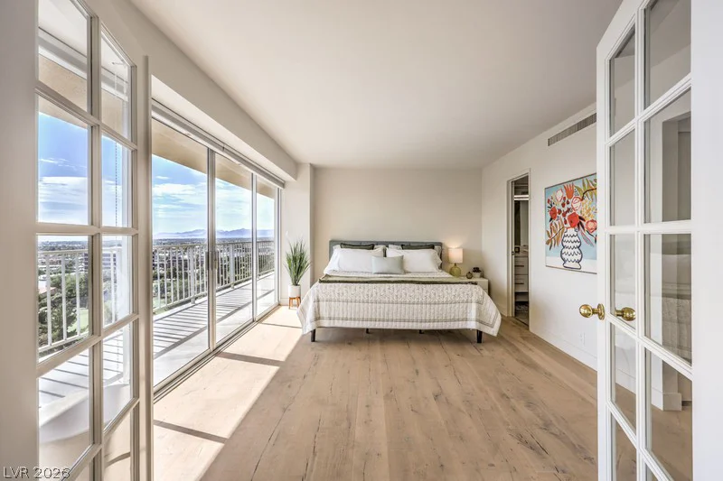 3111 Bel Air, Las Vegas, NV 89109
