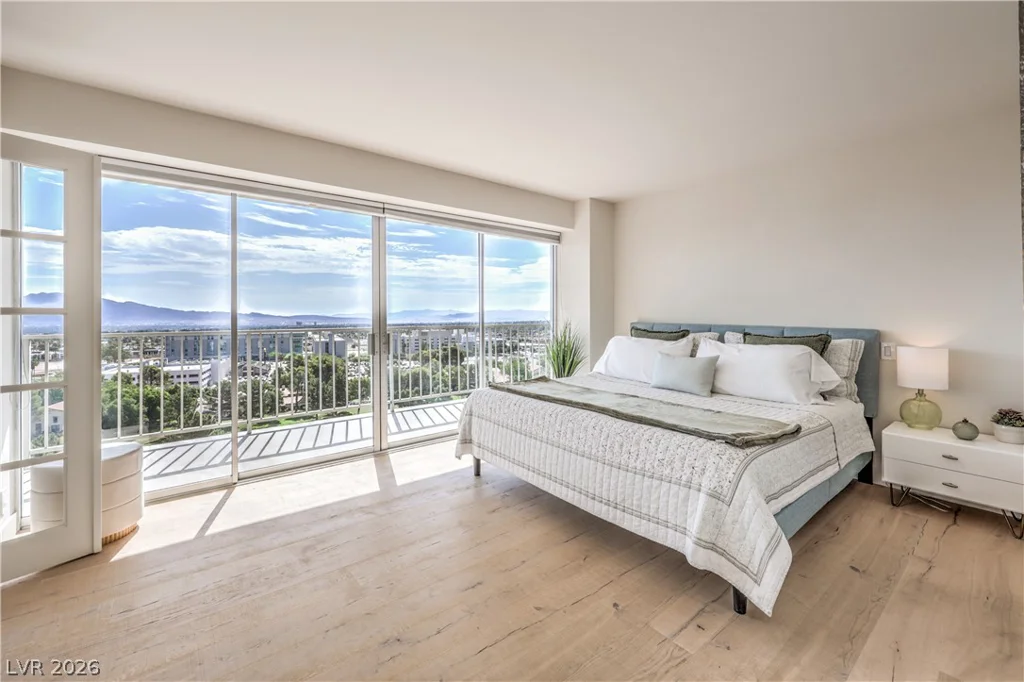 3111 Bel Air, Las Vegas, NV 89109