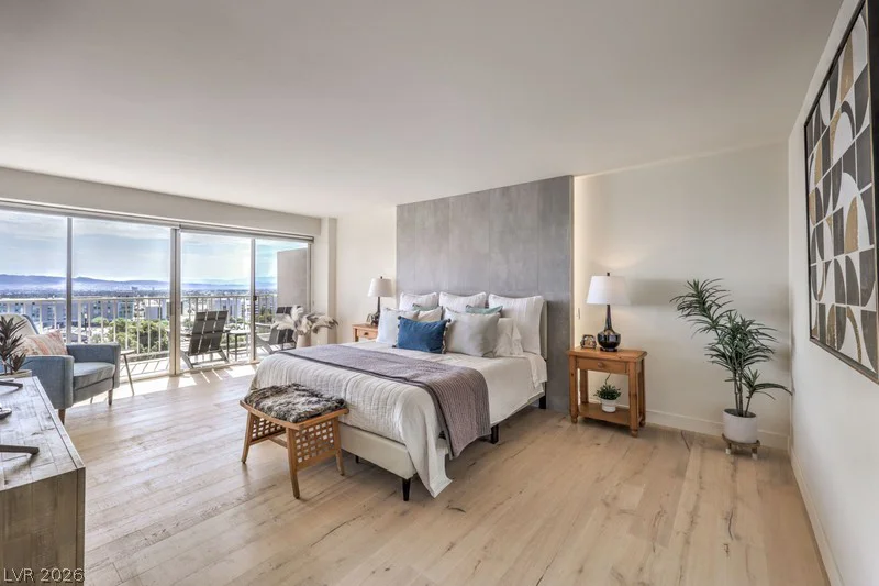 3111 Bel Air, Las Vegas, NV 89109