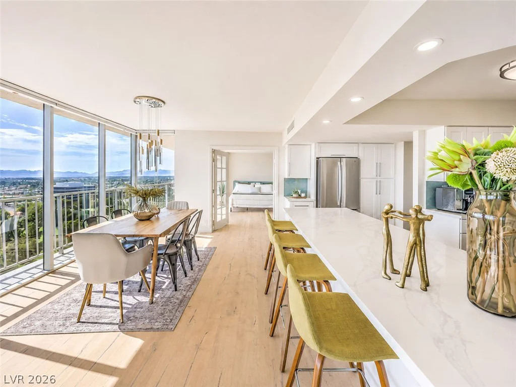 3111 Bel Air, Las Vegas, NV 89109