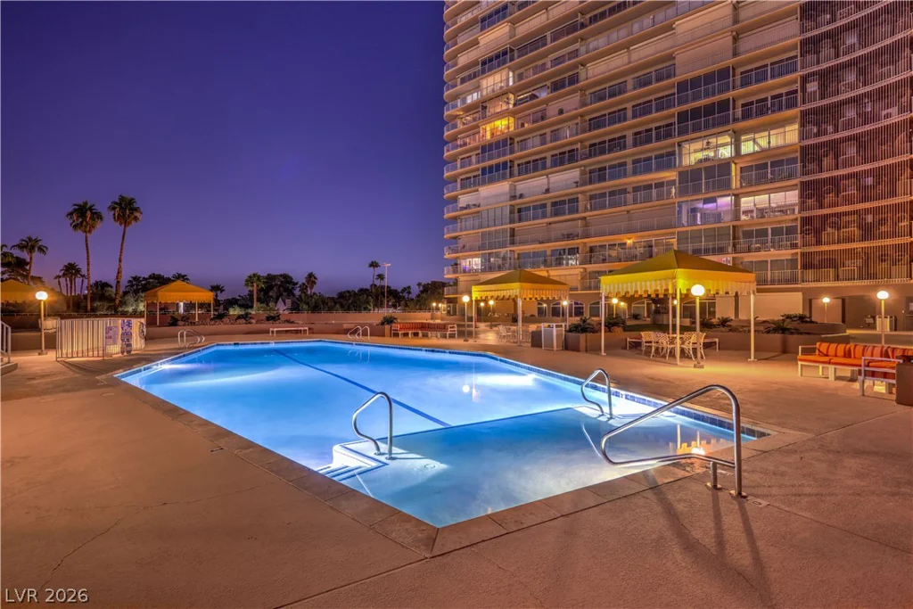 3111 Bel Air, Las Vegas, NV 89109