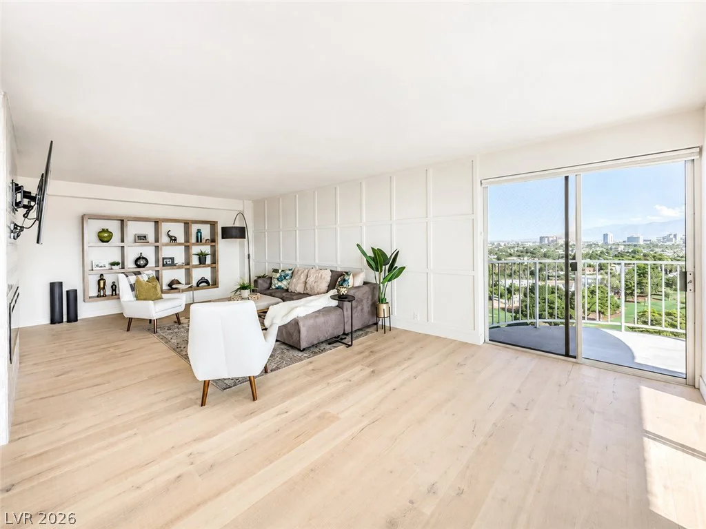 3111 Bel Air, Las Vegas, NV 89109