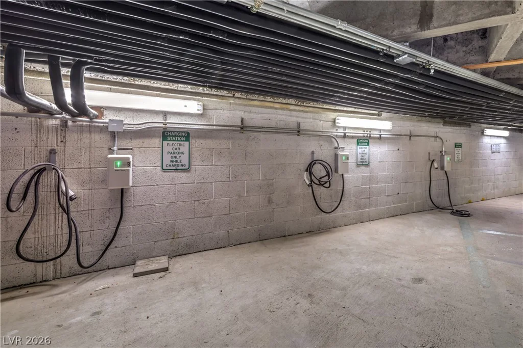 3111 Bel Air, Las Vegas, NV 89109