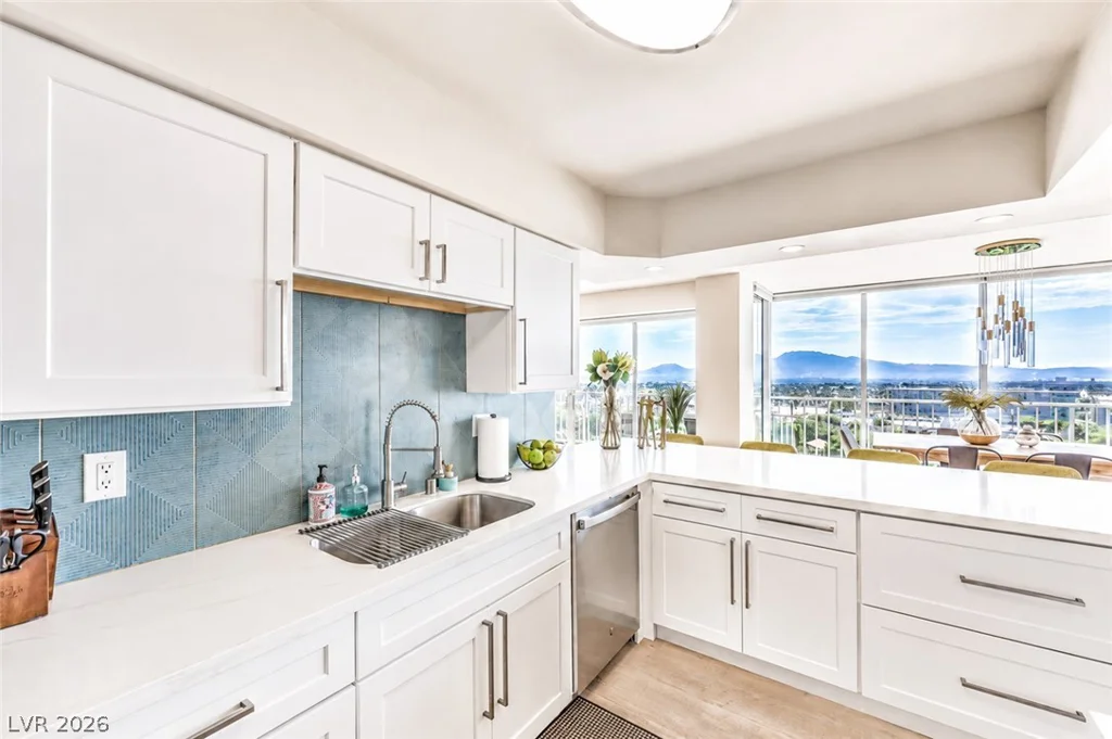 3111 Bel Air, Las Vegas, NV 89109