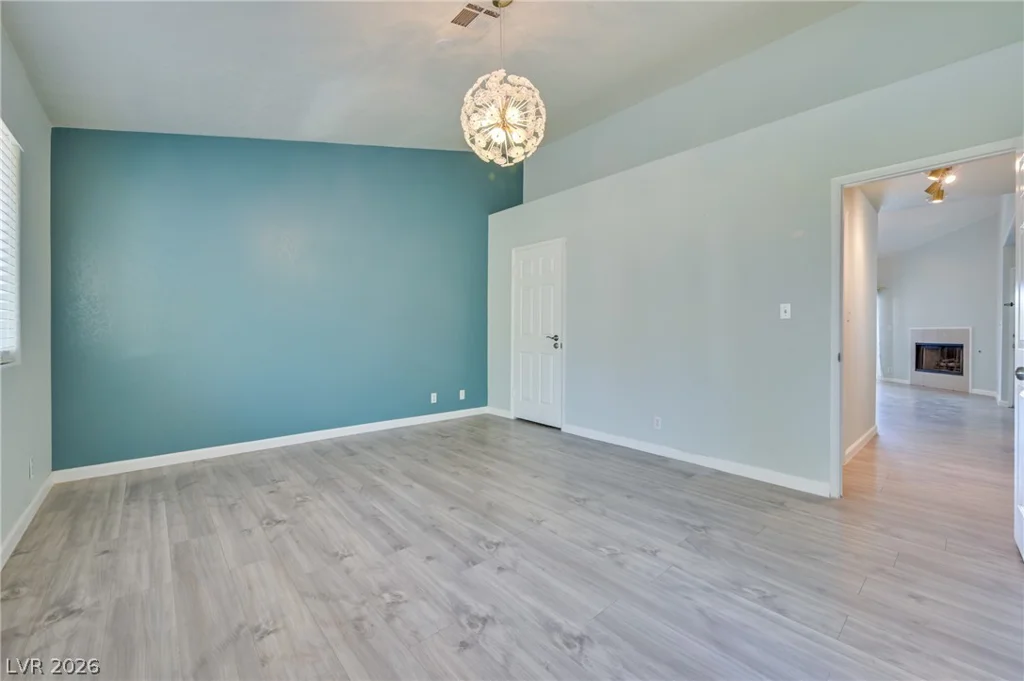 5066 Rainbow, Las Vegas, NV 89118