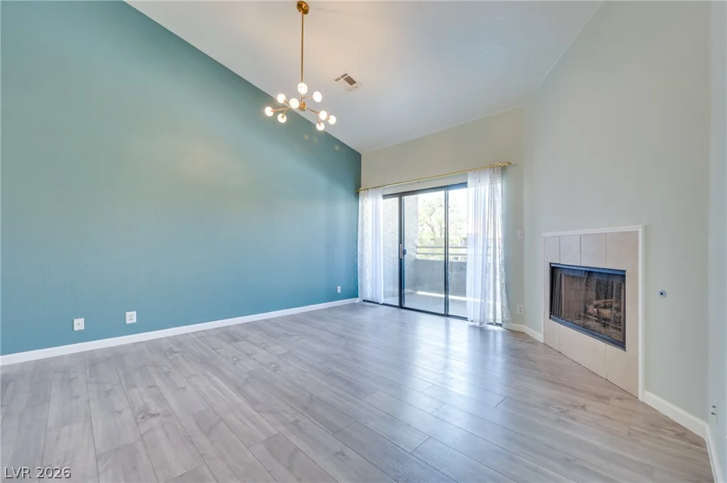 5066 Rainbow, Las Vegas, NV 89118