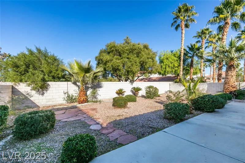 1682 Graystone Canyon, Las Vegas, NV 89183