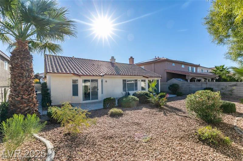 1682 Graystone Canyon, Las Vegas, NV 89183