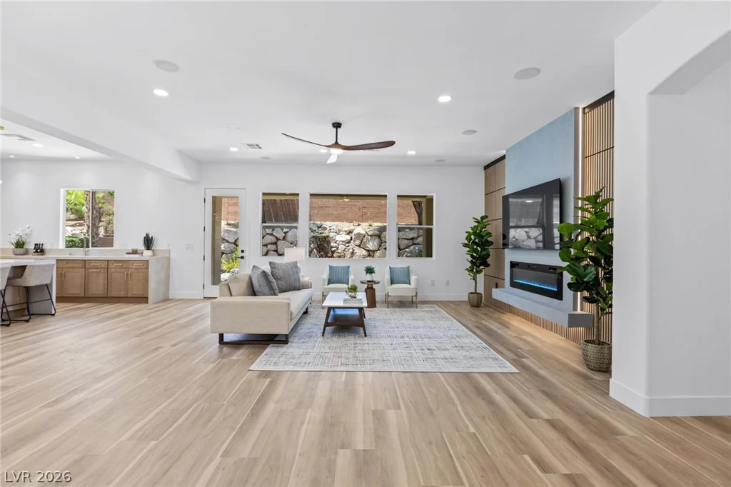 65 Twilight Rose, Las Vegas, NV 89138
