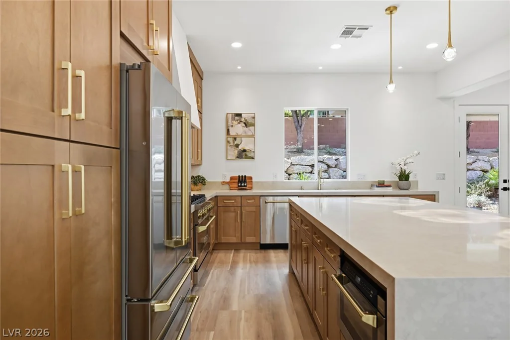 65 Twilight Rose, Las Vegas, NV 89138