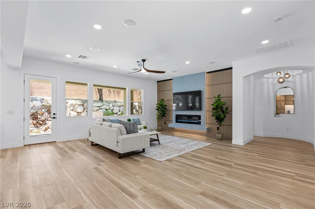 65 Twilight Rose, Las Vegas, NV 89138