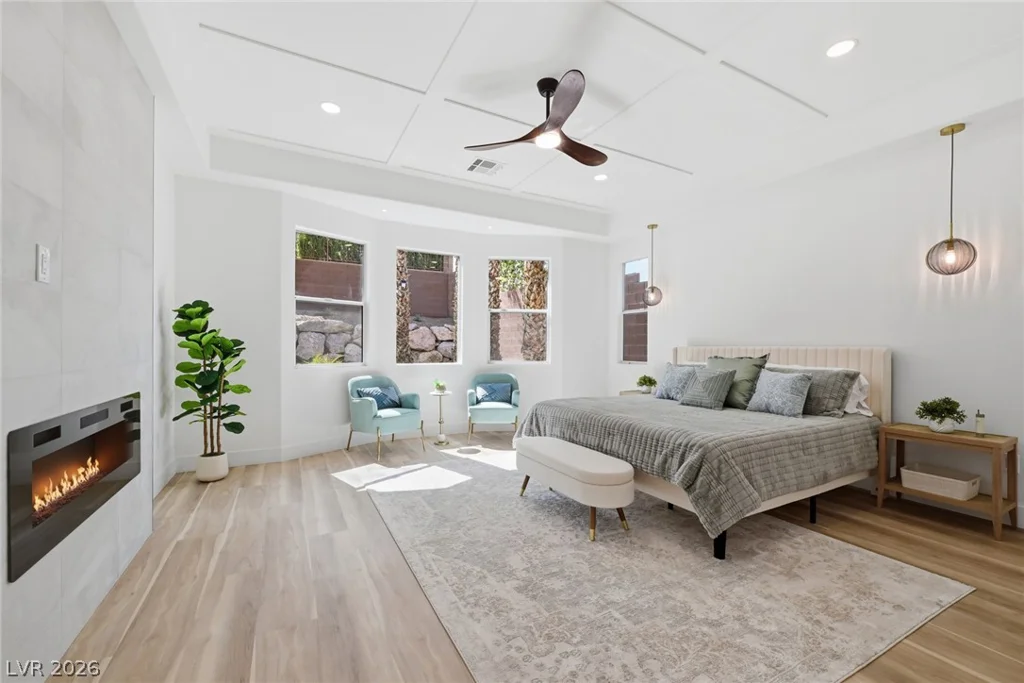 65 Twilight Rose, Las Vegas, NV 89138