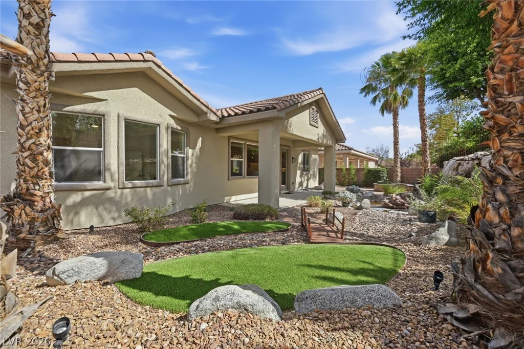 65 Twilight Rose, Las Vegas, NV 89138
