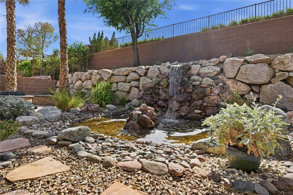 65 Twilight Rose, Las Vegas, NV 89138