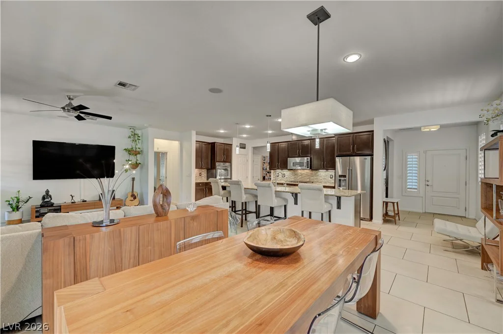 5483 Alden Bend, Las Vegas, NV 89135