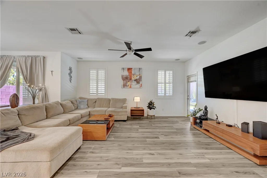 5483 Alden Bend, Las Vegas, NV 89135