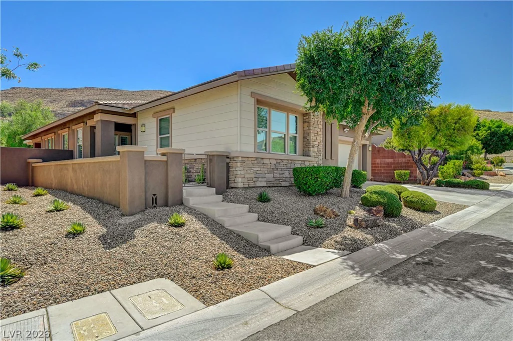5483 Alden Bend, Las Vegas, NV 89135