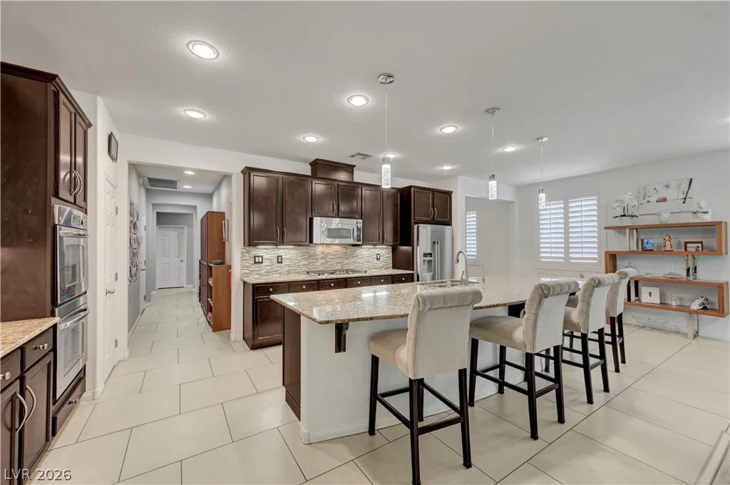 5483 Alden Bend, Las Vegas, NV 89135